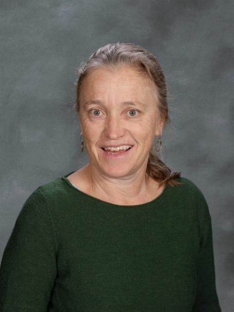 Photo of Reina Warren 